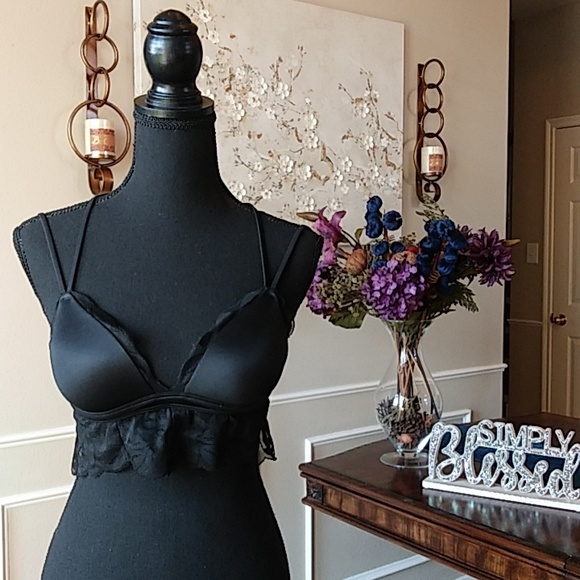 Pink Victoria's Secret Push-up Black Scallop Lace Bralette Bra. Size XS - Picture 7 of 17